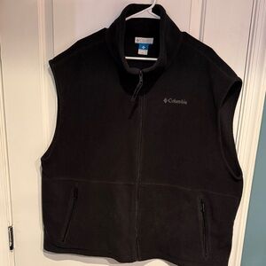 Columbia Black Fleece Vest